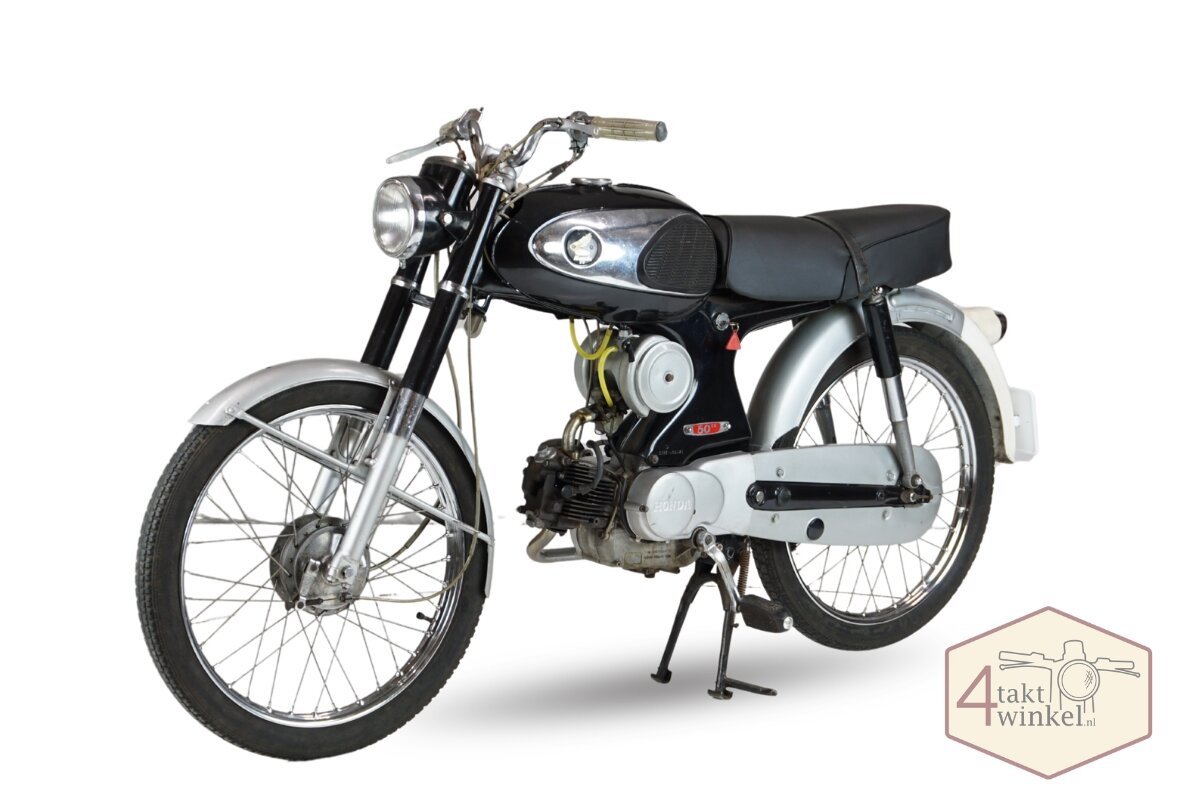 Honda C320s, Black