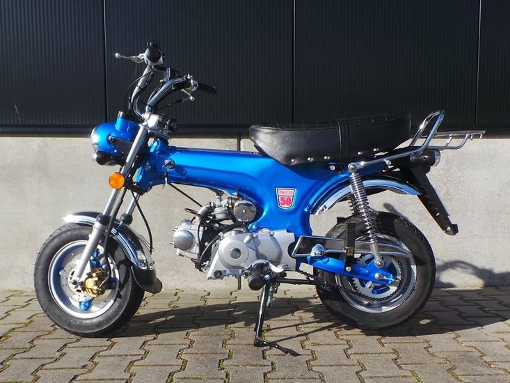 SOLD Zhenhua DX 50 (Dax type), blue, 50cc