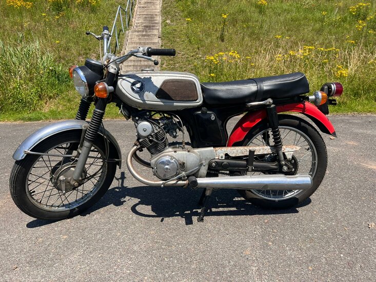 Honda SS125a