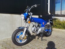 SOLD Zhenhua DX 50 (Dax type), blue, 50cc