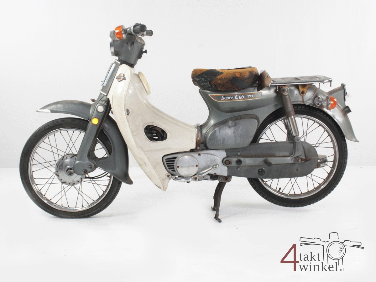 Honda C70 K1 Japanese, gray, 15719km - 4taktwinkel.nl