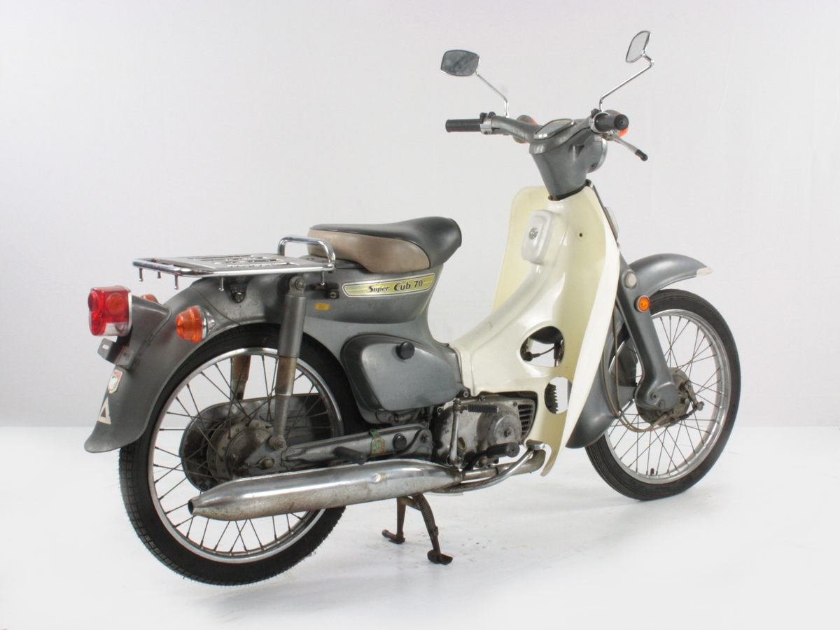 SOLD! Honda C70 K1 Japanese, gray, 13977km - 4taktwinkel.nl