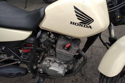 SOLD! Honda FTR223, Cream, 14949km