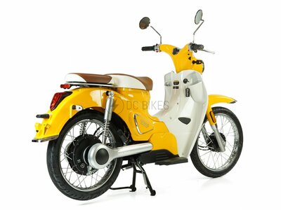 Etalian Classic, 1500w, electric, vintage yellow