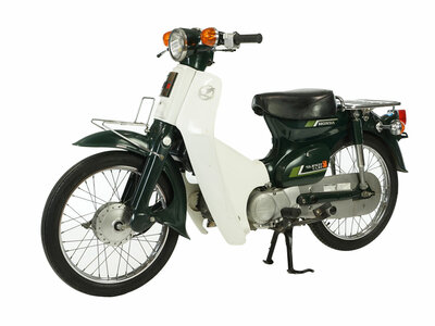 Expected for rental: Honda C50 NT, green