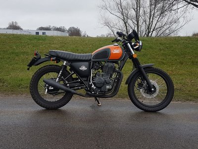Mash Scrambler 400cc, 4500km, Year 2016