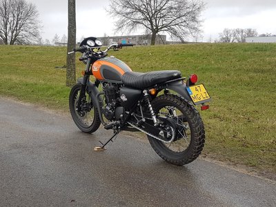 Mash Scrambler 400cc, 4500km, Year 2016