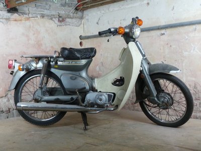 Honda C70 K1 Japans (17-2016) grijs, 15719km